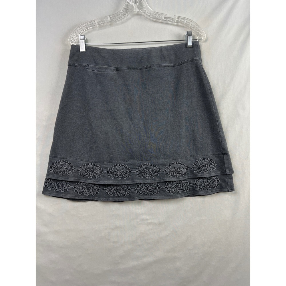 Soft Surroundings Skort Womens Medium Gray Embroidered Knit Tiered Skirt Shorts